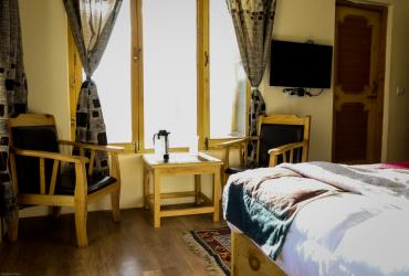 Hotel Khakshal Photo Gallery