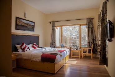 Hotel Khakshal Photo Gallery