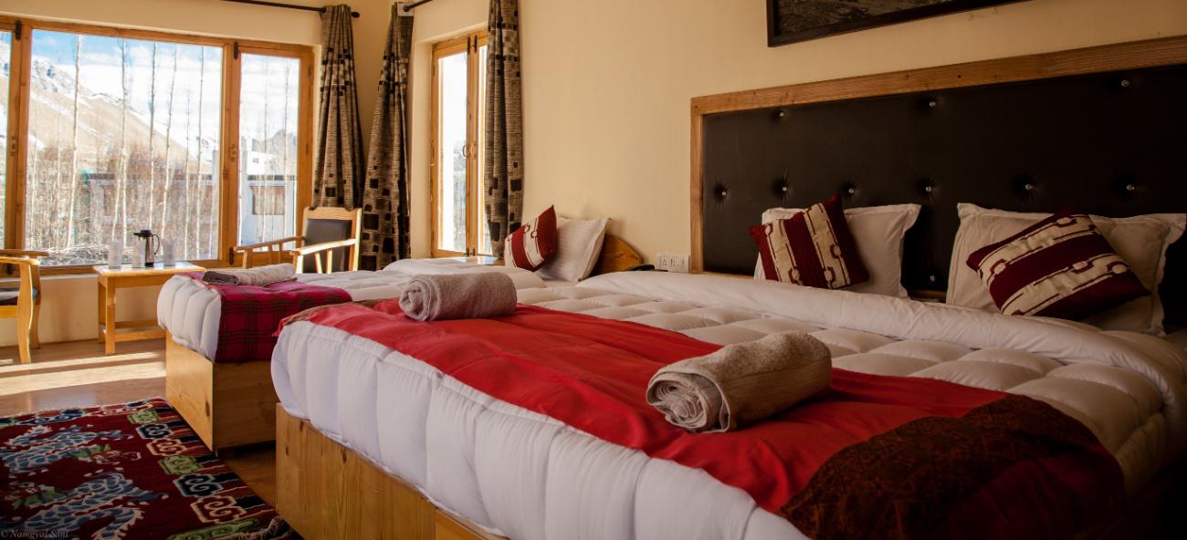 hotel khakshal