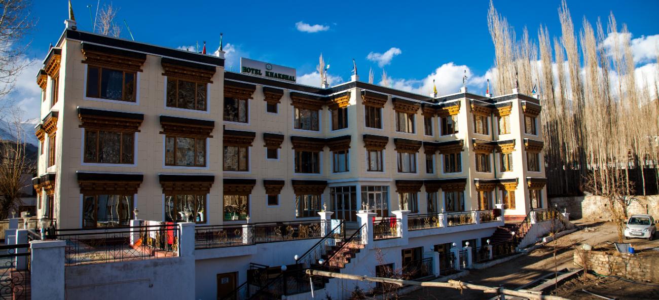 hotel khakshal